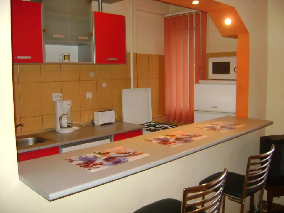 Vind apartament 2 camere  img 3